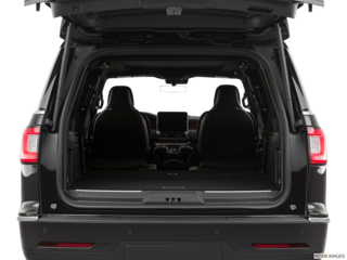 2020 lincoln navigator-l cargo area empty