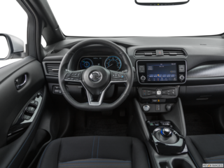 2020 nissan leaf dashboard