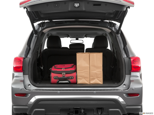 2020 nissan pathfinder cargo area with stuff