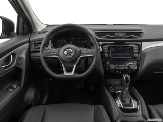 2020 nissan rogue-sport dashboard