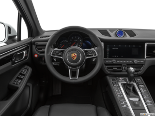 2020 porsche macan dashboard