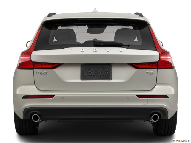 2020 volvo v60 back
