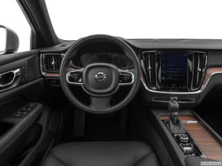 2020 volvo v60 dashboard