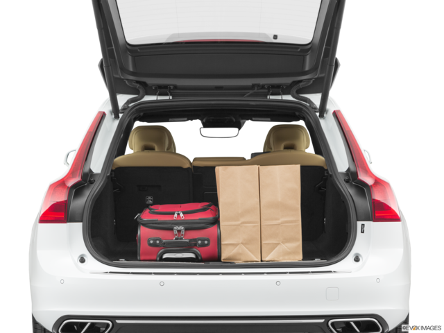 2020 volvo v90 cargo area with stuff