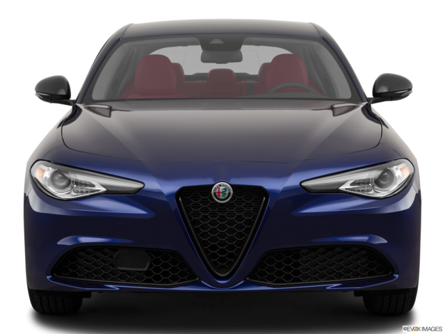 2021 alfa-romeo giulia front
