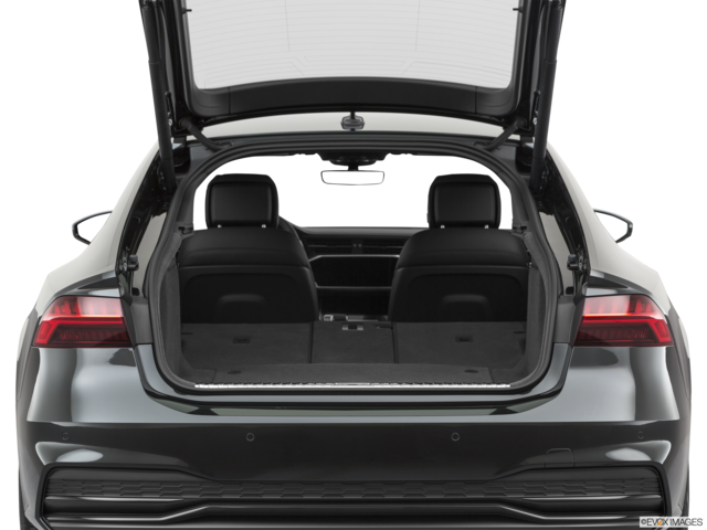 2021 audi a7 cargo area empty