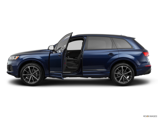 2021 audi q7 side