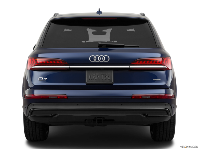 2021 audi q7 back
