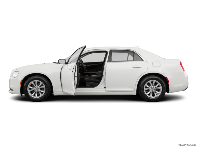 2021 chrysler 300 side