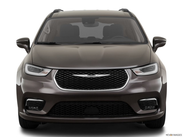 2021 chrysler pacifica front