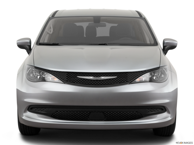 2021 chrysler voyager front