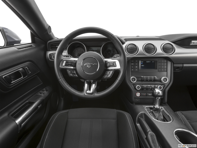 2021 ford mustang dashboard