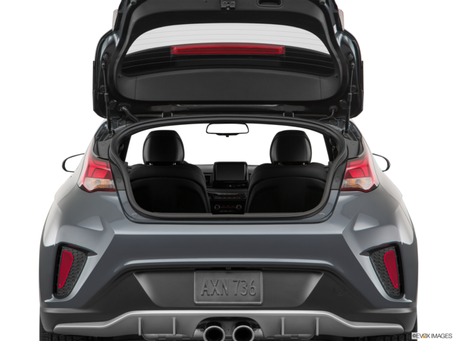 2021 hyundai veloster cargo area empty