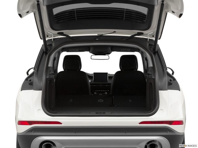 2021 lincoln corsair cargo area empty