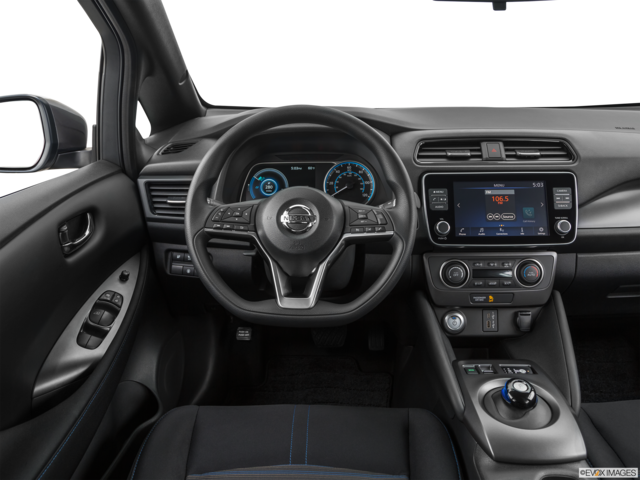2021 nissan leaf dashboard