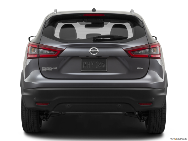 2021 nissan rogue-sport back