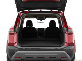 2021 nissan rogue cargo area empty