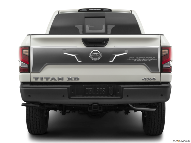 2021 nissan titan-xd back