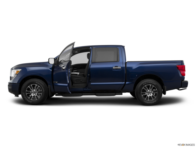 2021 nissan titan side