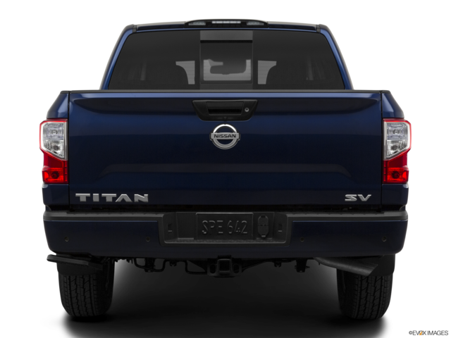 2021 nissan titan back