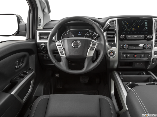 2021 nissan titan dashboard