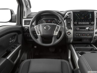 2021 nissan titan dashboard