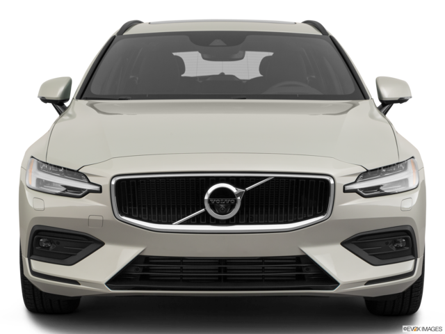 2021 volvo v60 front