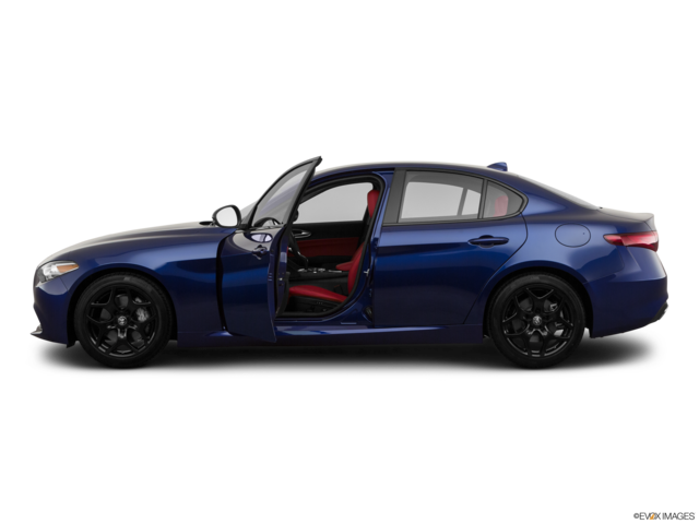 2022 alfa-romeo giulia side