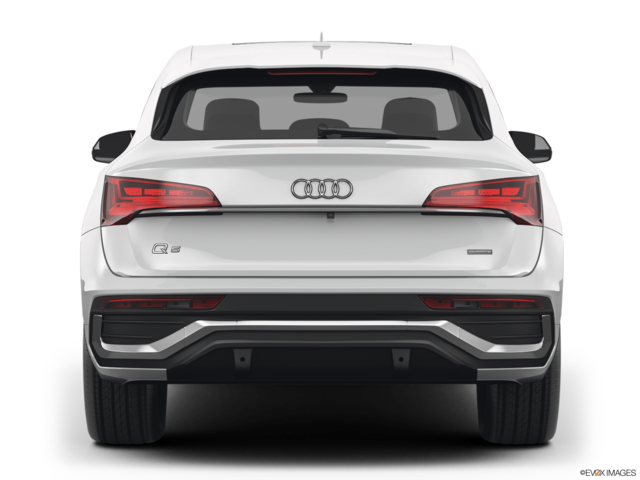 2022 audi q5-sportback back