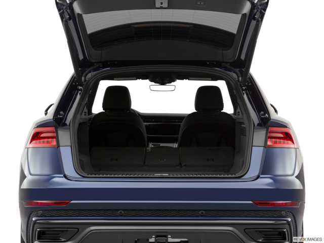 2022 audi q8 cargo area empty