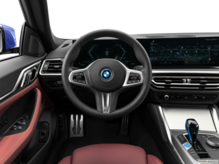 2022 bmw i4 dashboard