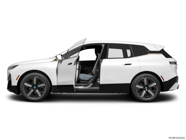 2022 bmw ix side