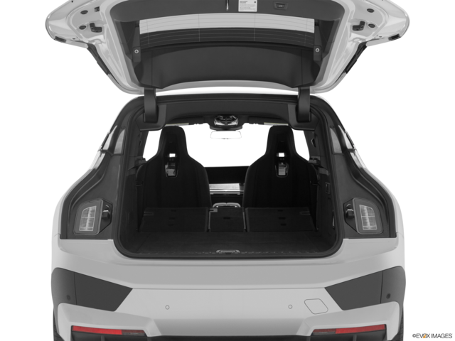 2022 bmw ix cargo area empty