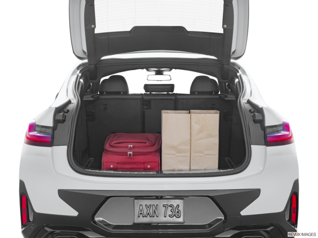 2022 bmw x4 cargo area with stuff