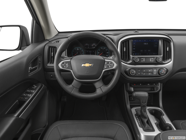 2022 chevrolet colorado dashboard