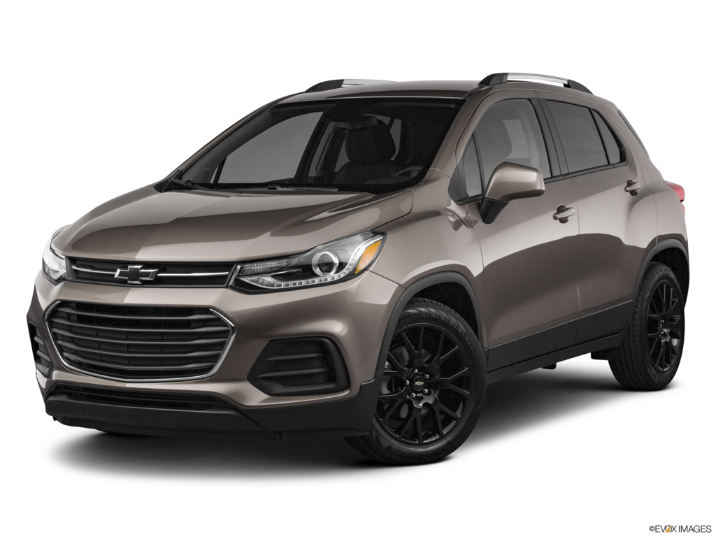 2022 chevrolet trax angled front