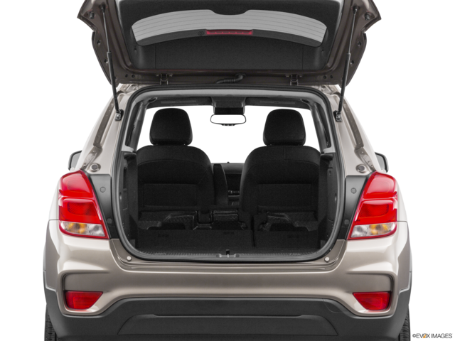 2022 chevrolet trax cargo area empty