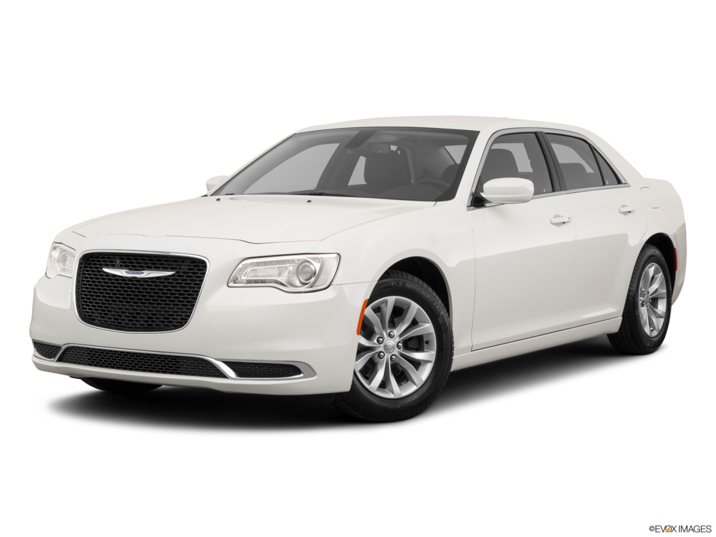 2022 chrysler 300 angled front