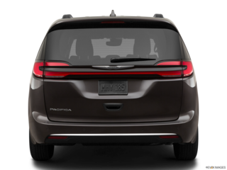 2022 chrysler pacifica back