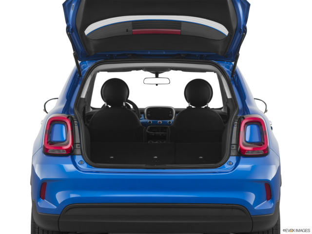 2022 fiat 500x cargo area empty