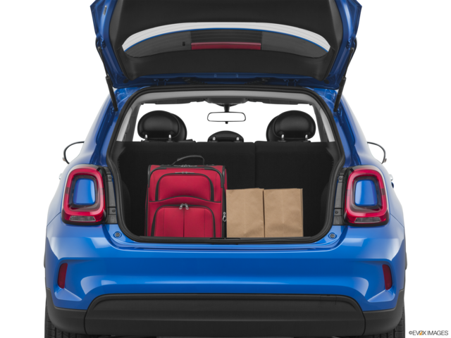 2022 fiat 500x cargo area with stuff