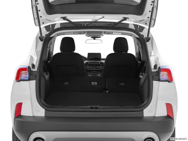 2022 ford escape cargo area empty