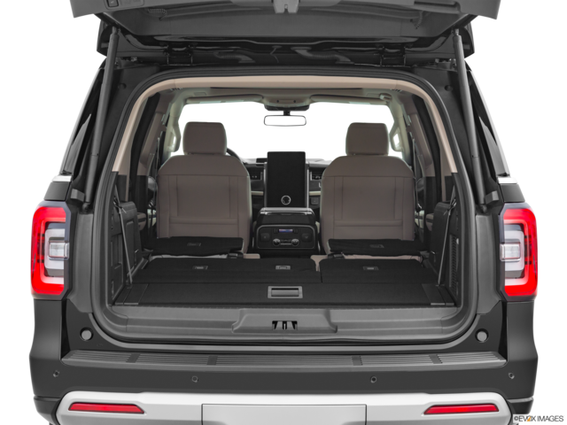 2022 ford expedition cargo area empty
