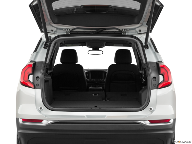 2022 gmc terrain cargo area empty