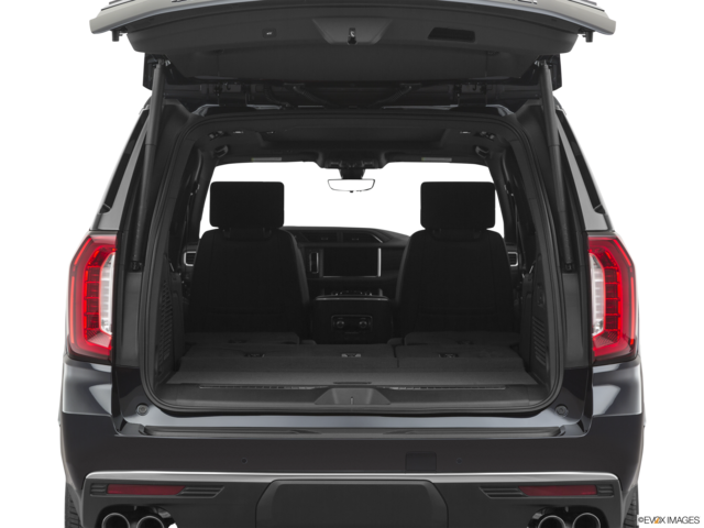 2022 gmc yukon cargo area empty