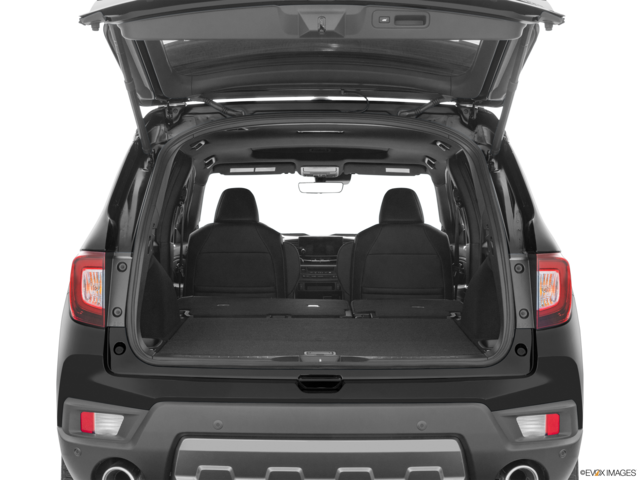2022 honda passport cargo area empty