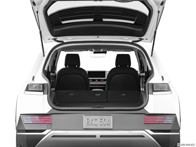 2022 hyundai ioniq-5 cargo area empty