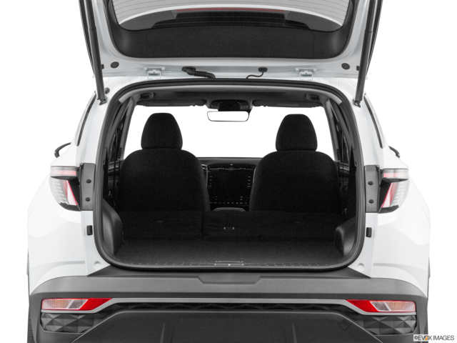 2022 hyundai tucson-hybrid cargo area empty