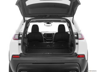 2022 jeep cherokee cargo area empty