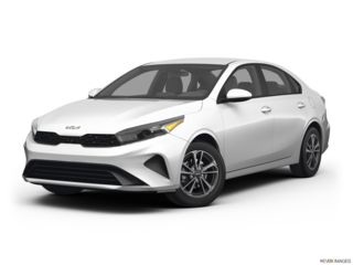 2022 kia forte angled front